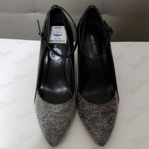 Fun and comfy all in one! Perfect for work or play